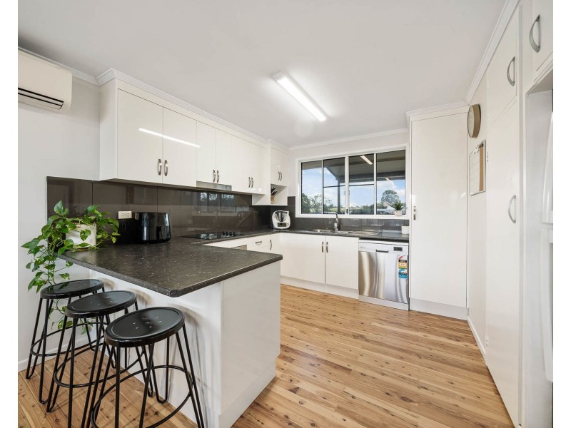 30 Gladstone Street, Wyreema QLD 4352