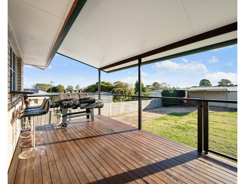30 Gladstone Street, Wyreema QLD 4352