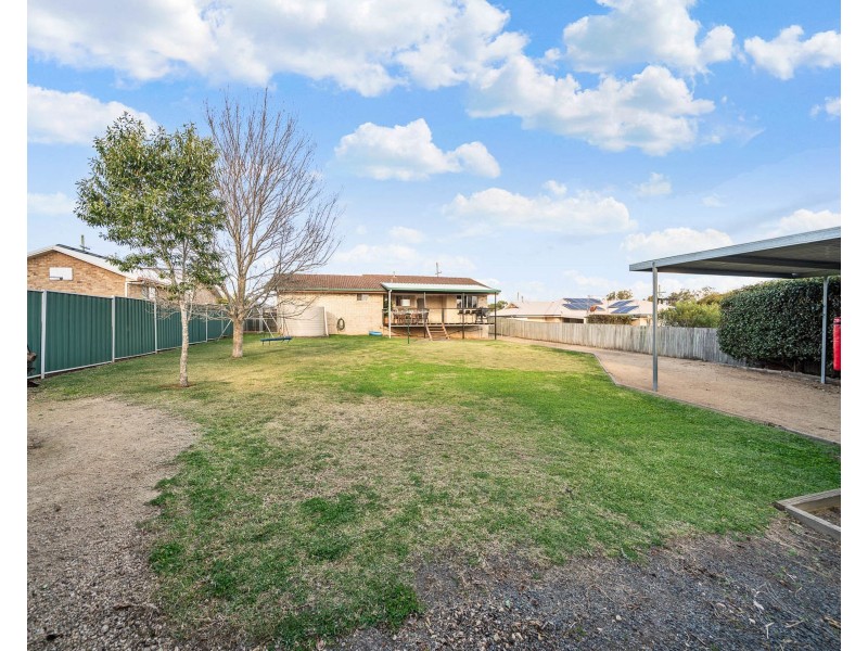 30 Gladstone Street, Wyreema QLD 4352