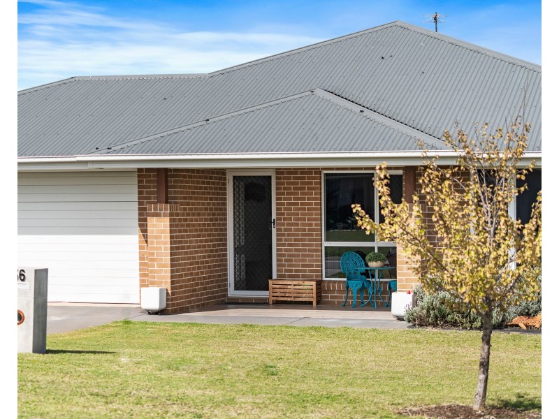 56 Edwin Street, Westbrook QLD 4350