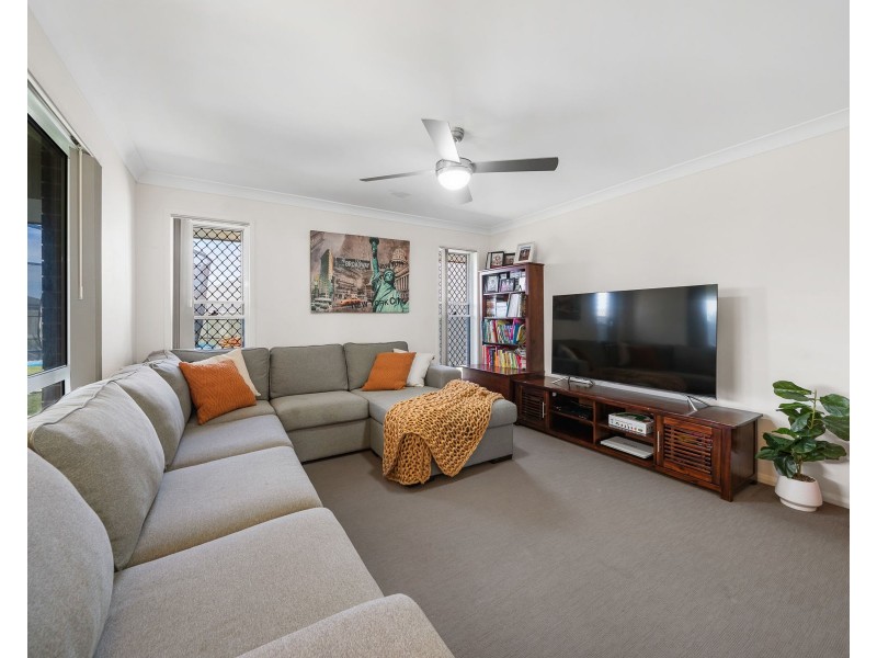 56 Edwin Street, Westbrook QLD 4350