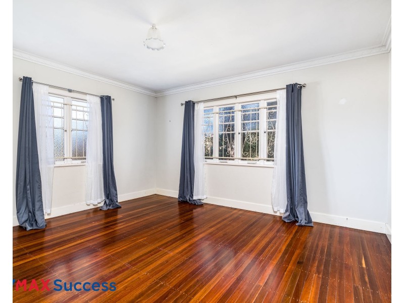 76 Lindsay Street, East Toowoomba QLD 4350