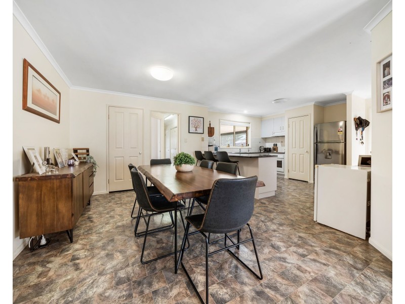 24 Gladstone Street, Wyreema QLD 4352