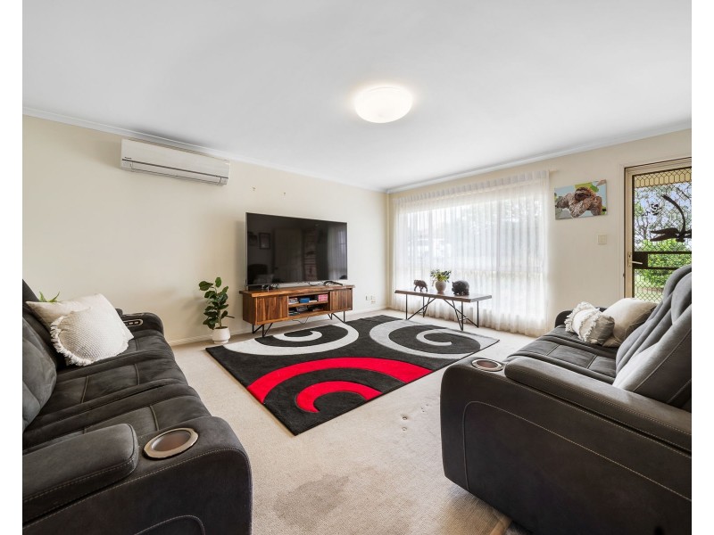 24 Gladstone Street, Wyreema QLD 4352