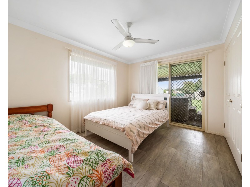 24 Gladstone Street, Wyreema QLD 4352