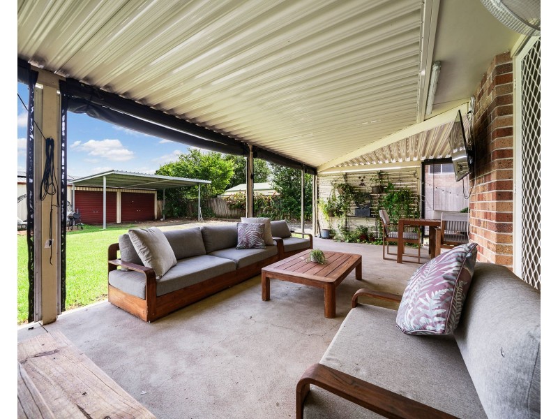 24 Gladstone Street, Wyreema QLD 4352