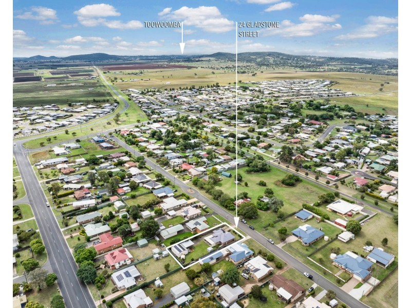 24 Gladstone Street, Wyreema QLD 4352