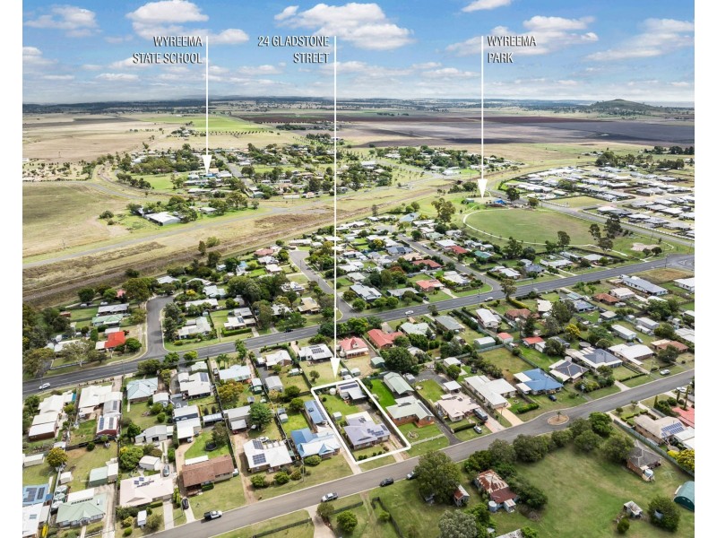 24 Gladstone Street, Wyreema QLD 4352