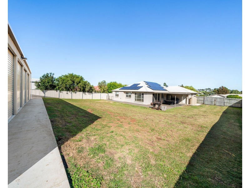 61 Belclaire Drive, Westbrook QLD 4350