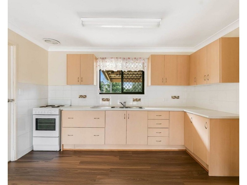 2/36 Hampton Street, Newtown QLD 4350