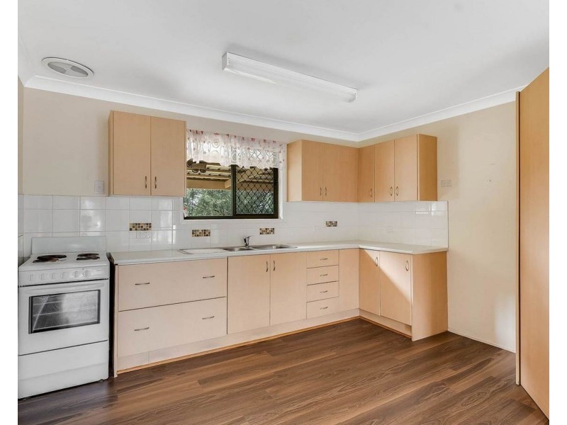2/36 Hampton Street, Newtown QLD 4350
