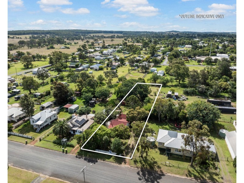 5 Hartwig Street, Goombungee QLD 4354