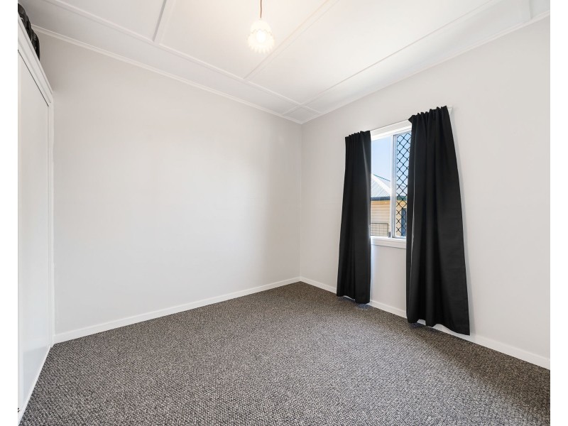 7 Goode Street, Newtown QLD 4350