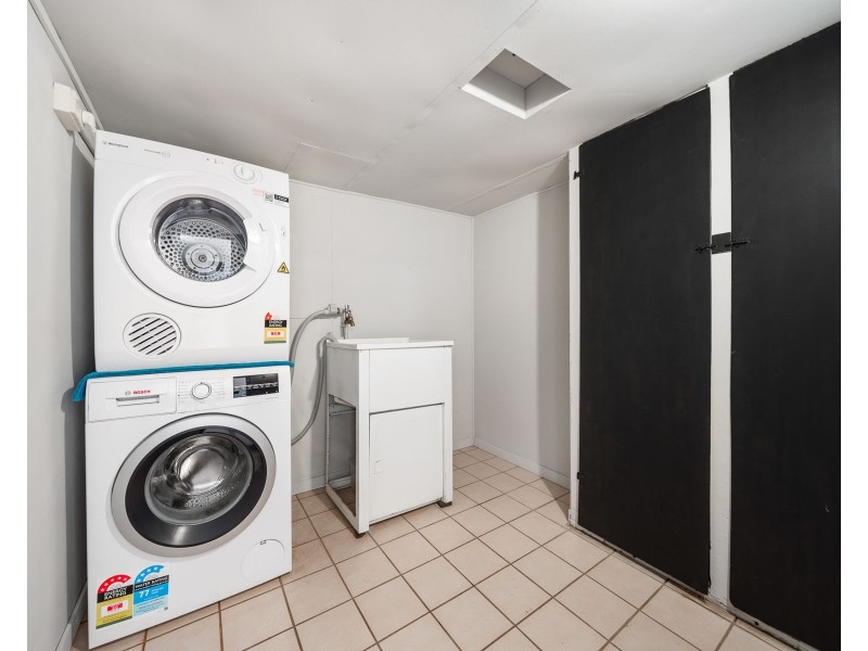 7 Goode Street, Newtown QLD 4350