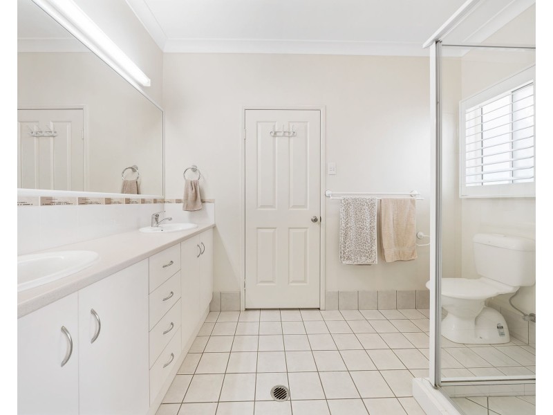 230/530 Bridge Street, Wilsonton QLD 4350