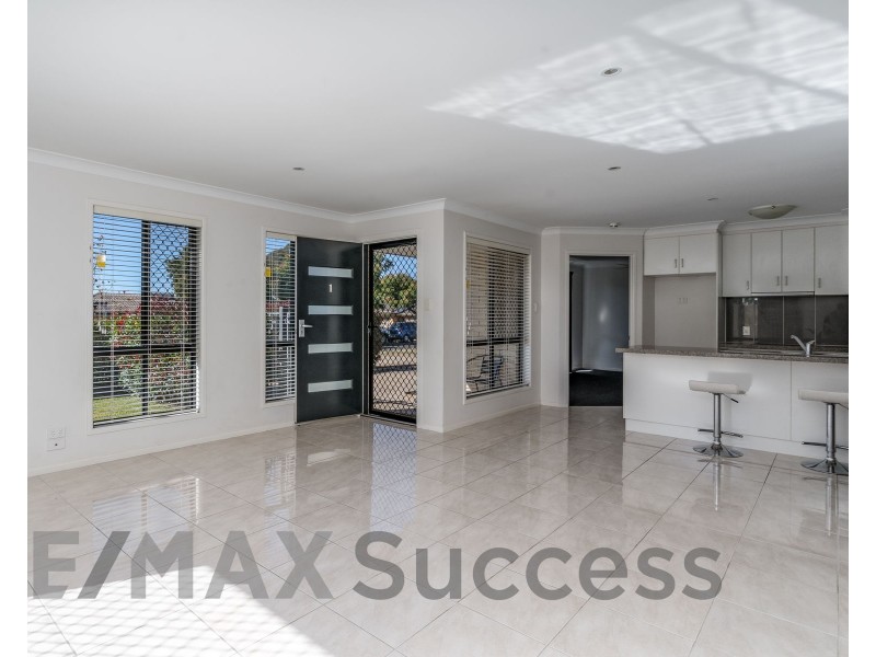 1/47 Hoey Street, Kearneys Spring QLD 4350
