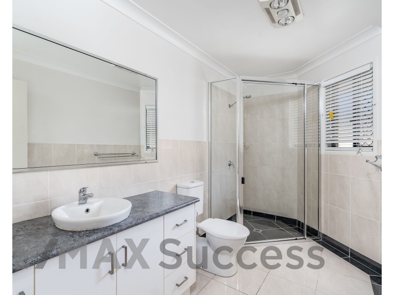 1/47 Hoey Street, Kearneys Spring QLD 4350