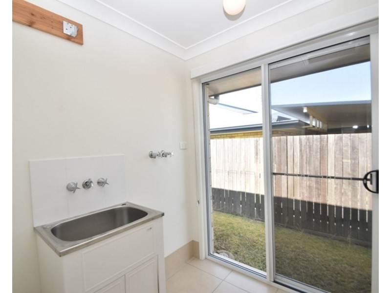 48 Wareena Crescent, Glenvale QLD 4350