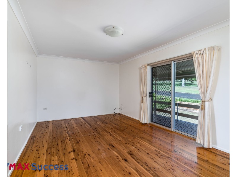 2 Diosma Street, Centenary Heights QLD 4350