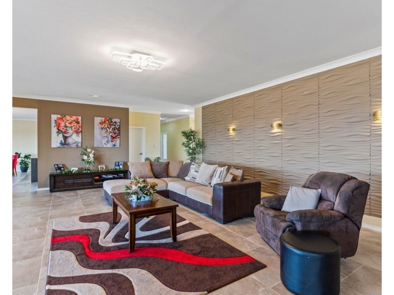 28 Derain Drive, Sladevale QLD 4370