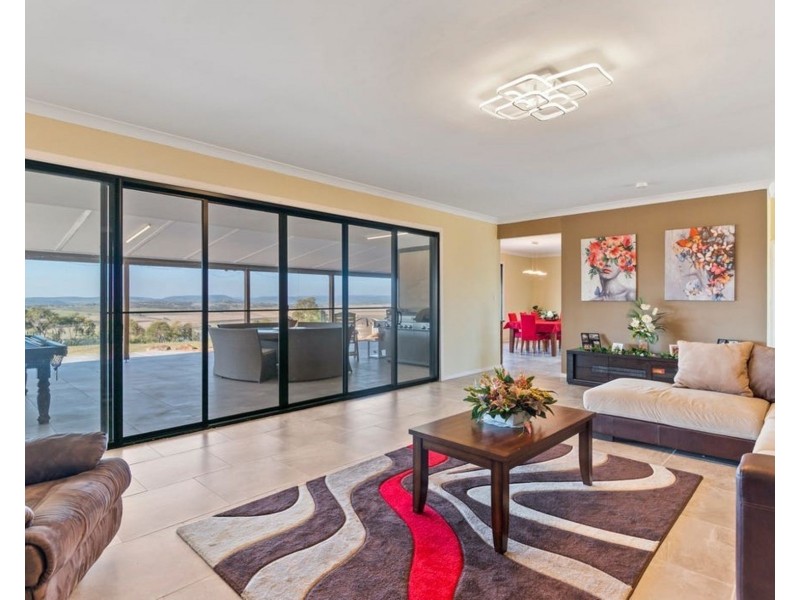 28 Derain Drive, Sladevale QLD 4370