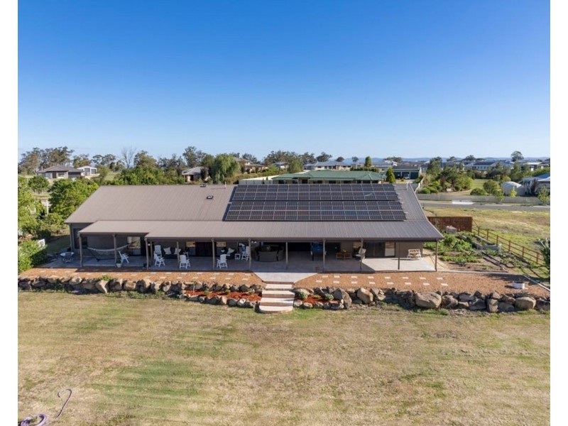 28 Derain Drive, Sladevale QLD 4370