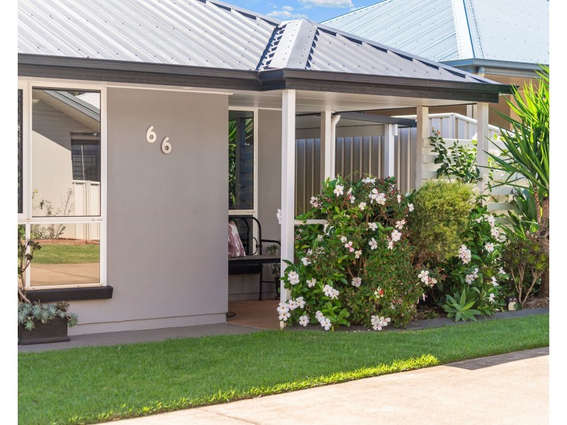 66/303 Spring Street, Kearneys Spring QLD 4350