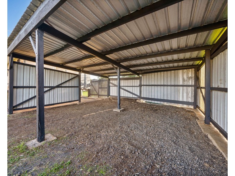 1/1a Gore Street, Cambooya QLD 4358