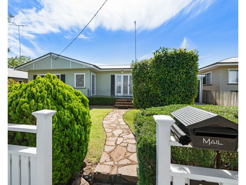 87 South Street, Rangeville QLD 4350