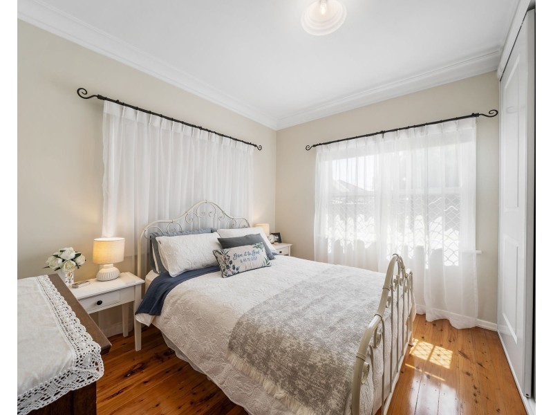 87 South Street, Rangeville QLD 4350