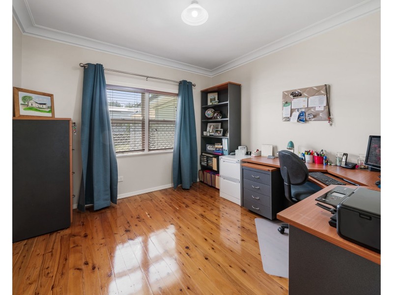 87 South Street, Rangeville QLD 4350