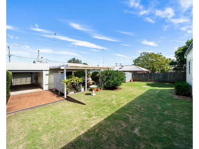 87 South Street, Rangeville QLD 4350