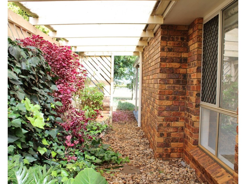 22 Bamboo Court, Darling Heights QLD 4350