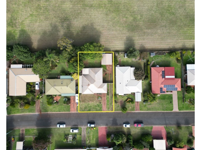 22 Bamboo Court, Darling Heights QLD 4350