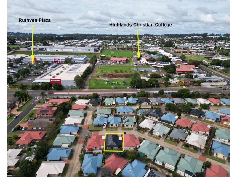 80/303 Spring Street, Kearneys Spring QLD 4350