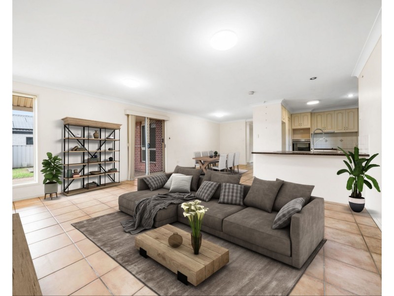 5 Howard Street, Middle Ridge QLD 4350