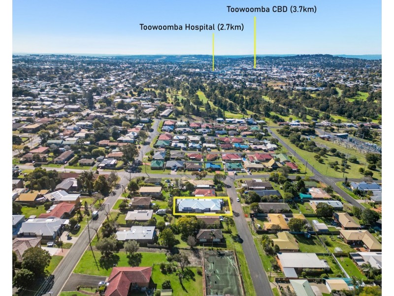 5 Noll Street, Kearneys Spring QLD 4350