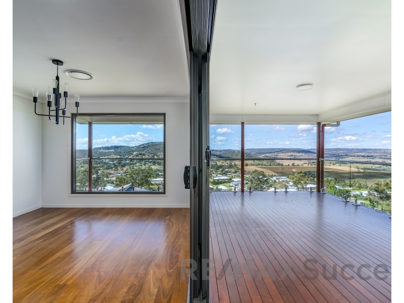 22 Manikato Drive, Hodgson Vale QLD 4352