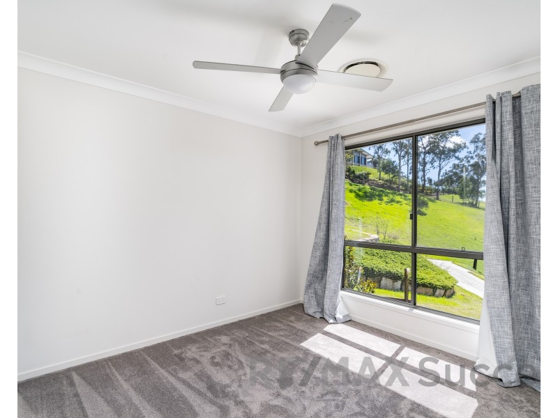 22 Manikato Drive, Hodgson Vale QLD 4352
