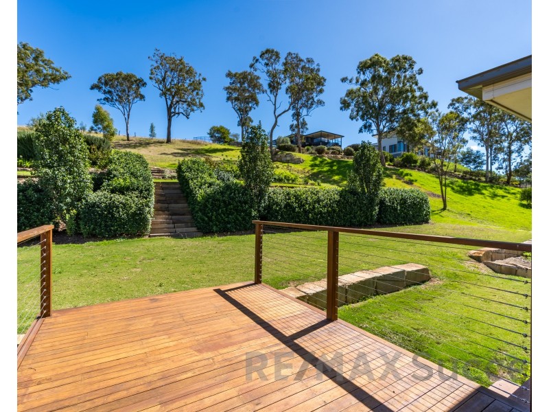 22 Manikato Drive, Hodgson Vale QLD 4352