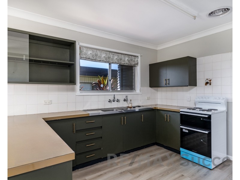 44 Eiser Street, Harristown QLD 4350
