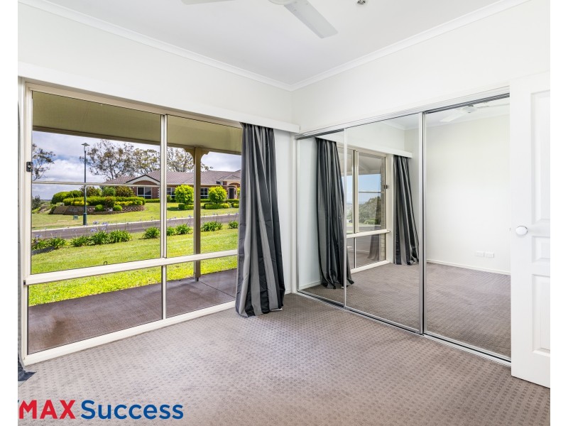 42 Panoramic Drive, Preston QLD 4352