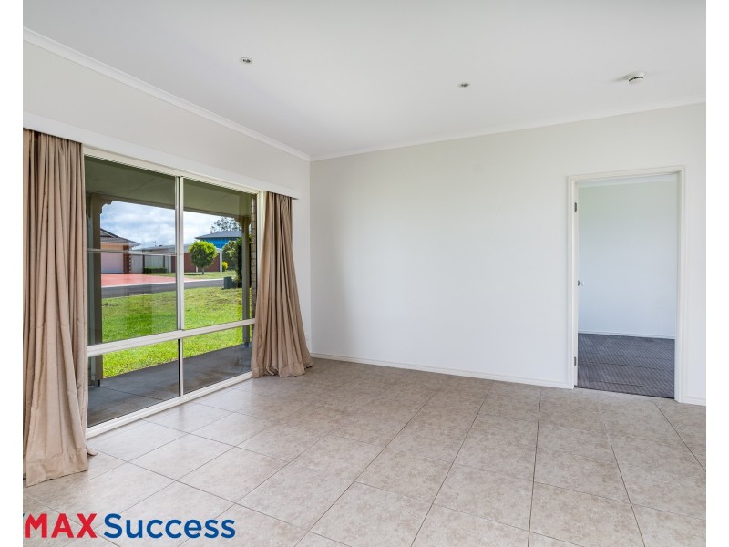 42 Panoramic Drive, Preston QLD 4352