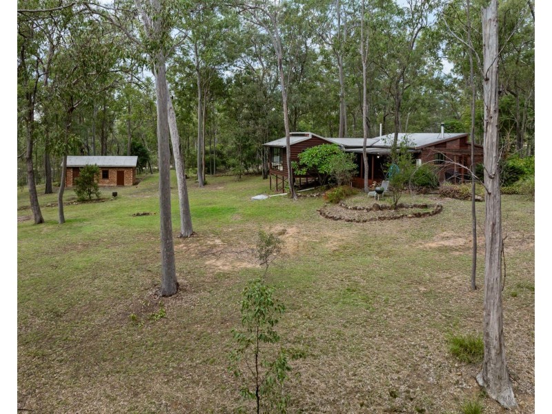 230 Stevens Road, Murphys Creek QLD 4352