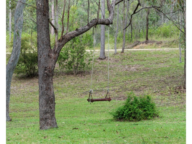 230 Stevens Road, Murphys Creek QLD 4352