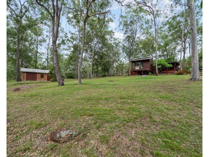 230 Stevens Road, Murphys Creek QLD 4352