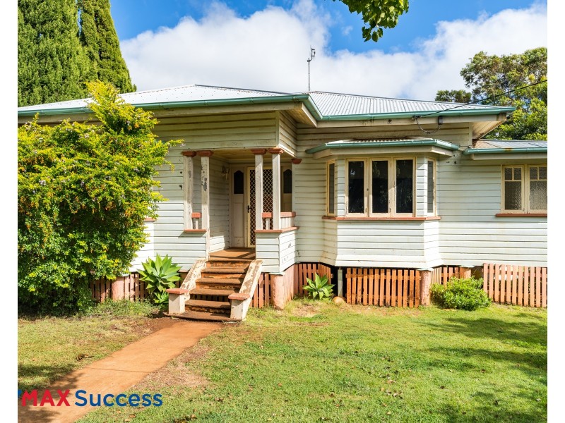 237 Geddes Street, Centenary Heights QLD 4350