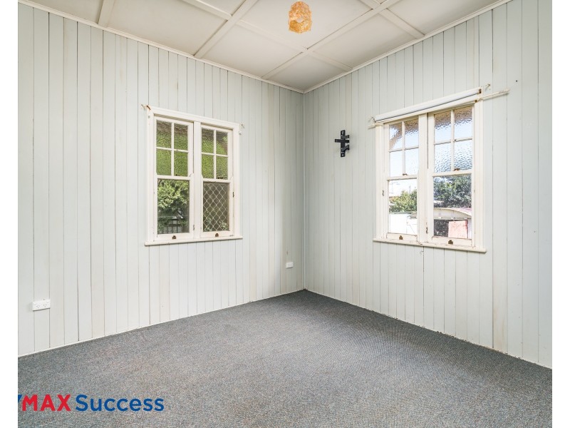 237 Geddes Street, Centenary Heights QLD 4350