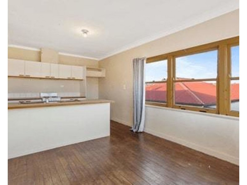 1-4/161 North Street, Rockville QLD 4350