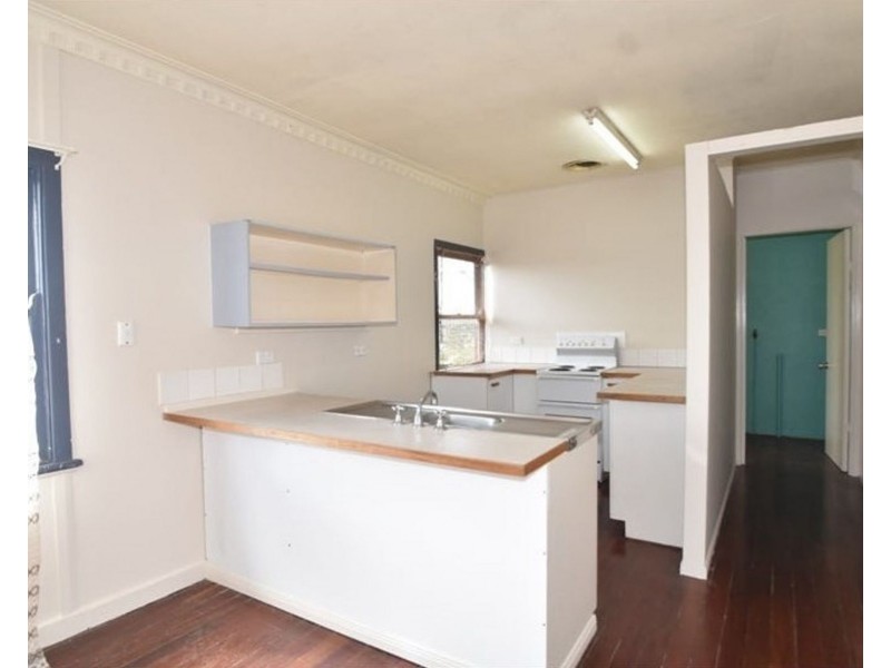 1-4/161 North Street, Rockville QLD 4350